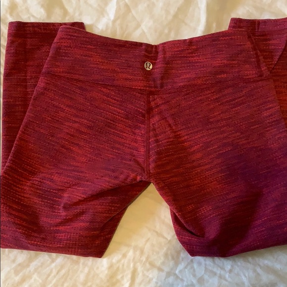 Lululemon wunder under size 4 - Picture 2 of 3